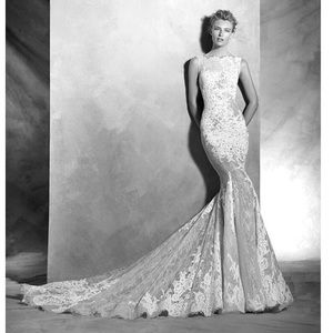Pronovias Verna Wedding Gown